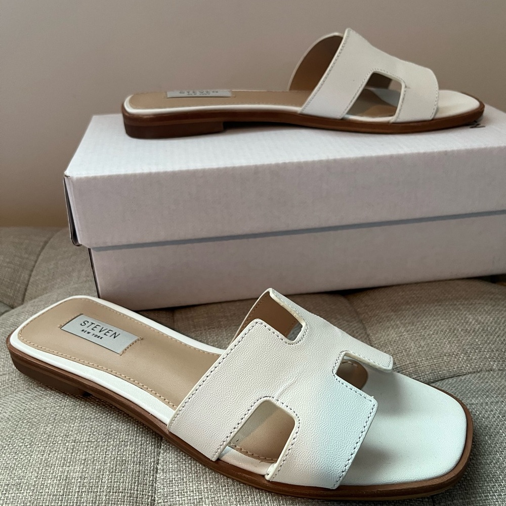 Seven7 Women's Cream Slide Sandals